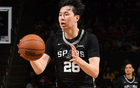NBA夏联：勇士金队29分大胜马刺 韩国李贤重11分11号秀11+8